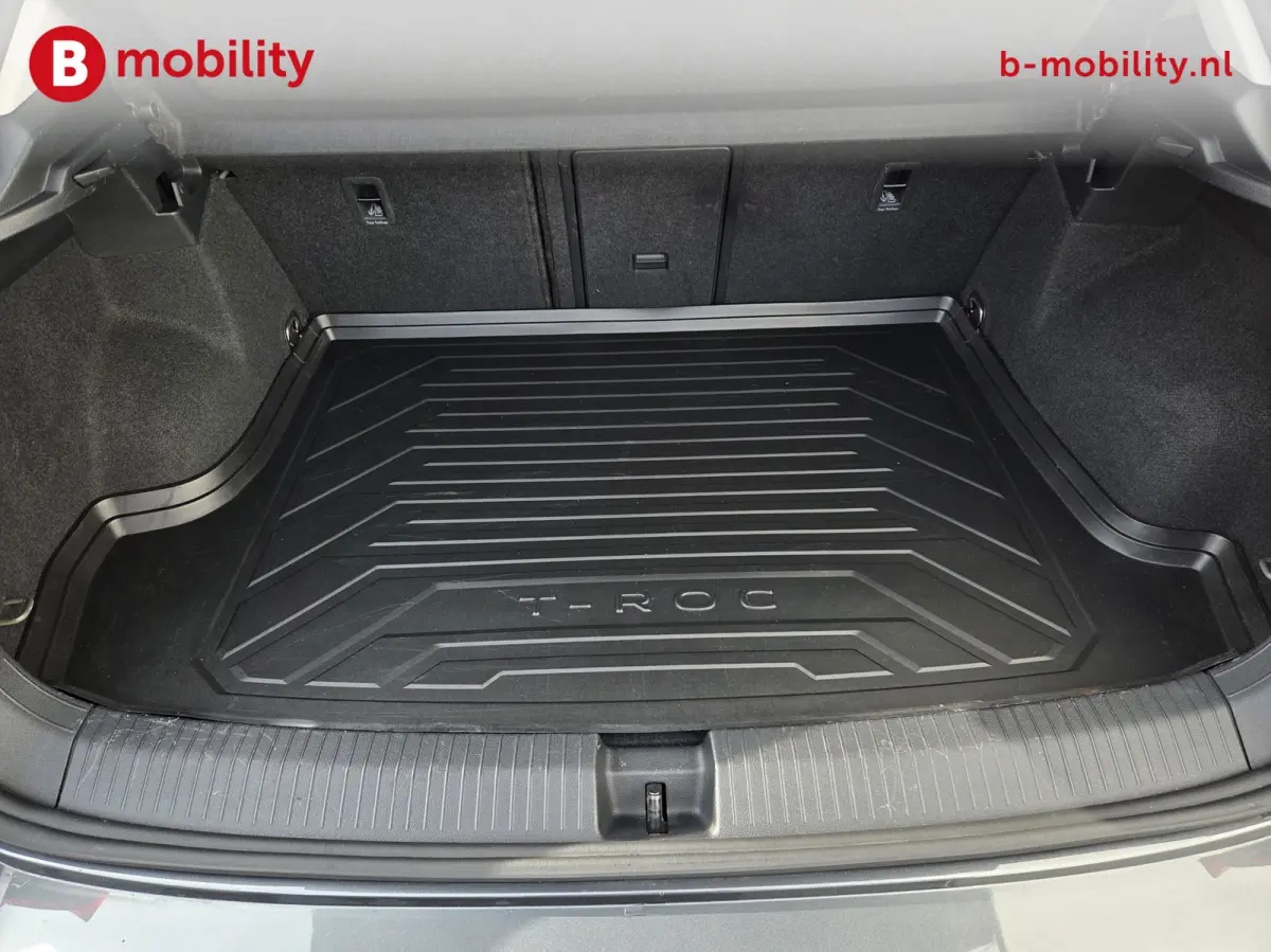 1.0 TSI Style Business Apple CarPlay NL Auto! | Adaptive Cruise Control | PDC V+A | DAB Audio