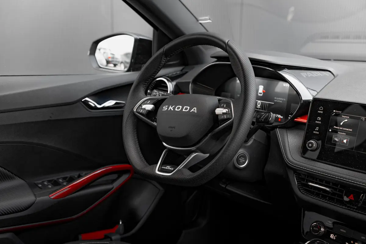 1.0 TSI 115 PK Monte Carlo Achteruitrijcamera | Virtual cockpit | Keyless | Carplay | Sfeerverlichting