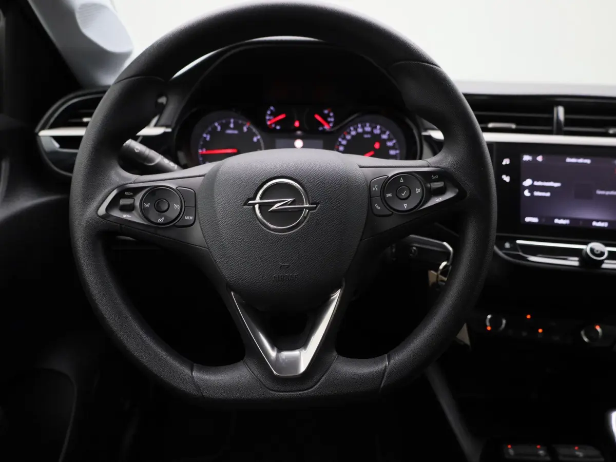 1.2 Edition | WORDT VERWACHT | APPLE CARPLAY | ANDROID AUTO | NAVIGATIE | ACHTERUITRIJCAMERA | DAB RADIO | GETINTE RUITEN | LICHTMETALEN VELGEN | BLUETOOTH | AIRCO | CRUISE CONTROL |