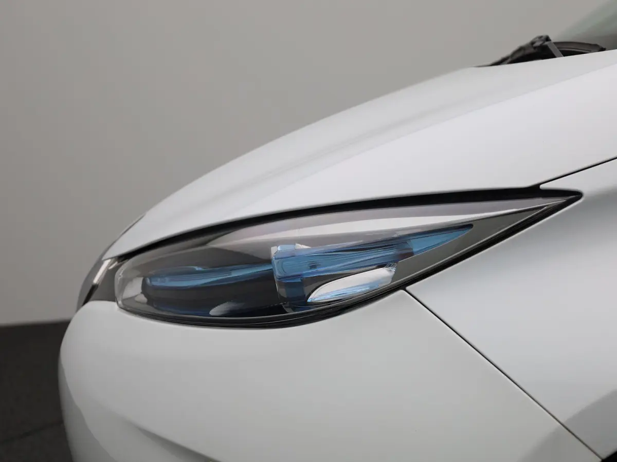 R90 Life 41 kWh | WORDT VERWACHT | NAVIGATIE | PARKEERSENSOREN ACHTER | BLUETOOTH | CRUISE CONTROL | AIRCO | MULTIFUNCTIONEEL STUURWIEL | 5-DEURS |