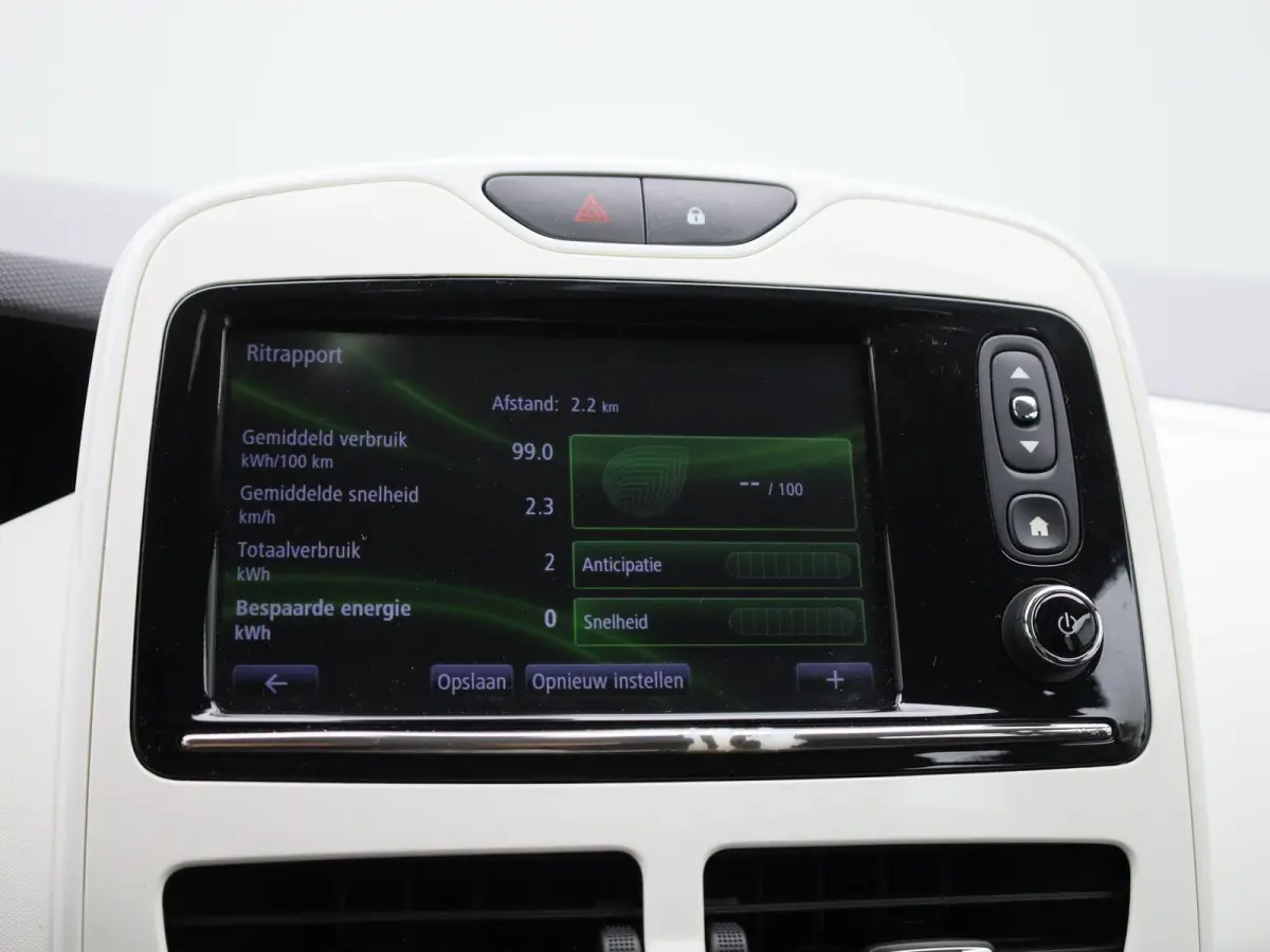 R90 Life 41 kWh | WORDT VERWACHT | NAVIGATIE | PARKEERSENSOREN ACHTER | BLUETOOTH | CRUISE CONTROL | AIRCO | MULTIFUNCTIONEEL STUURWIEL | 5-DEURS |