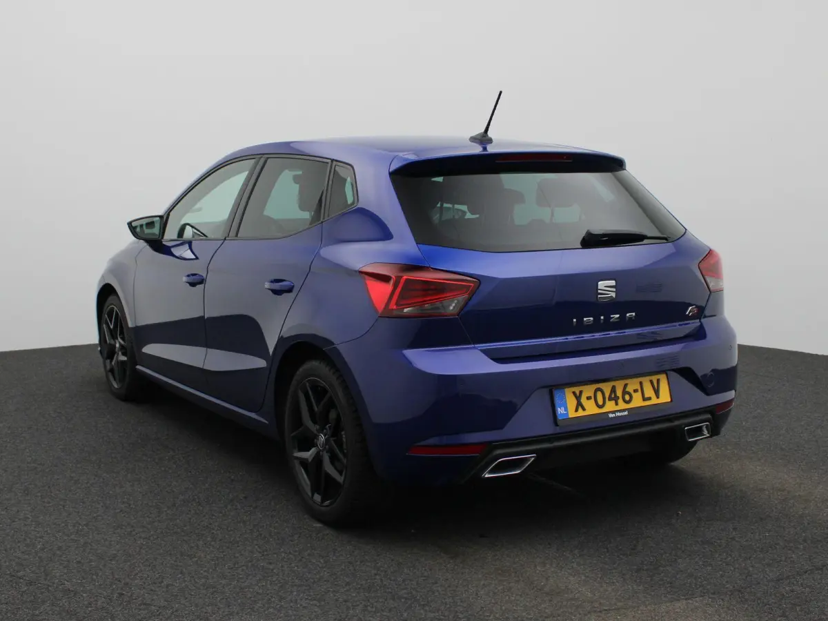 1.0 TSI FR Business Intense | APPLE CARPLAY | ANDROID AUTO | ACHTERUITRIJCAMERA | KEYLESS | LED VERLICHTING | STOELVERWARMING | CLIMATE CONTROL | RIJ MODUSSEN | CRUISE CONTROL | LICHTMETALEN