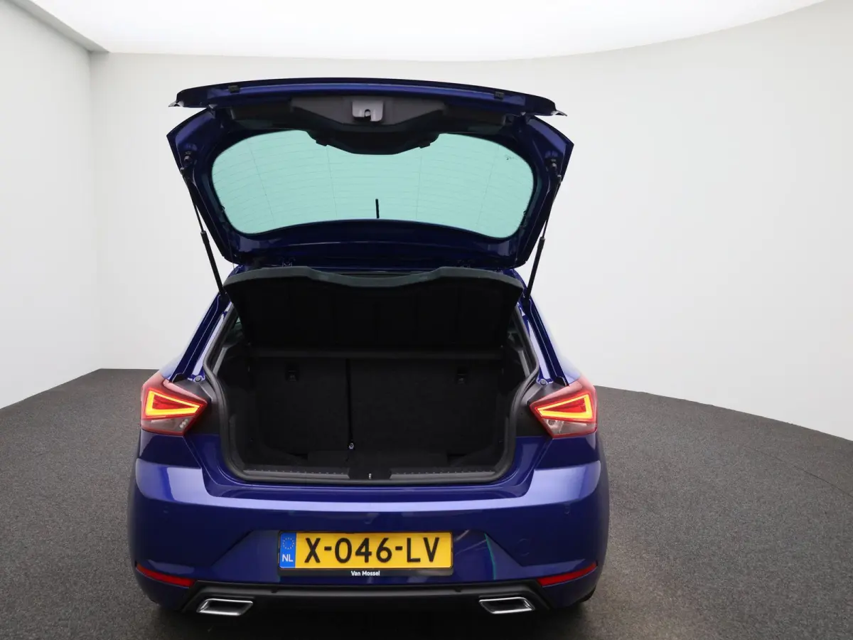 1.0 TSI FR Business Intense | APPLE CARPLAY | ANDROID AUTO | ACHTERUITRIJCAMERA | KEYLESS | LED VERLICHTING | STOELVERWARMING | CLIMATE CONTROL | RIJ MODUSSEN | CRUISE CONTROL | LICHTMETALEN