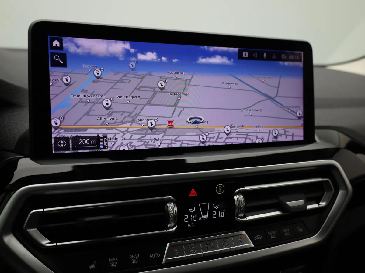 xDrive30e | LEDER | CAMERA | NAVIGATIE