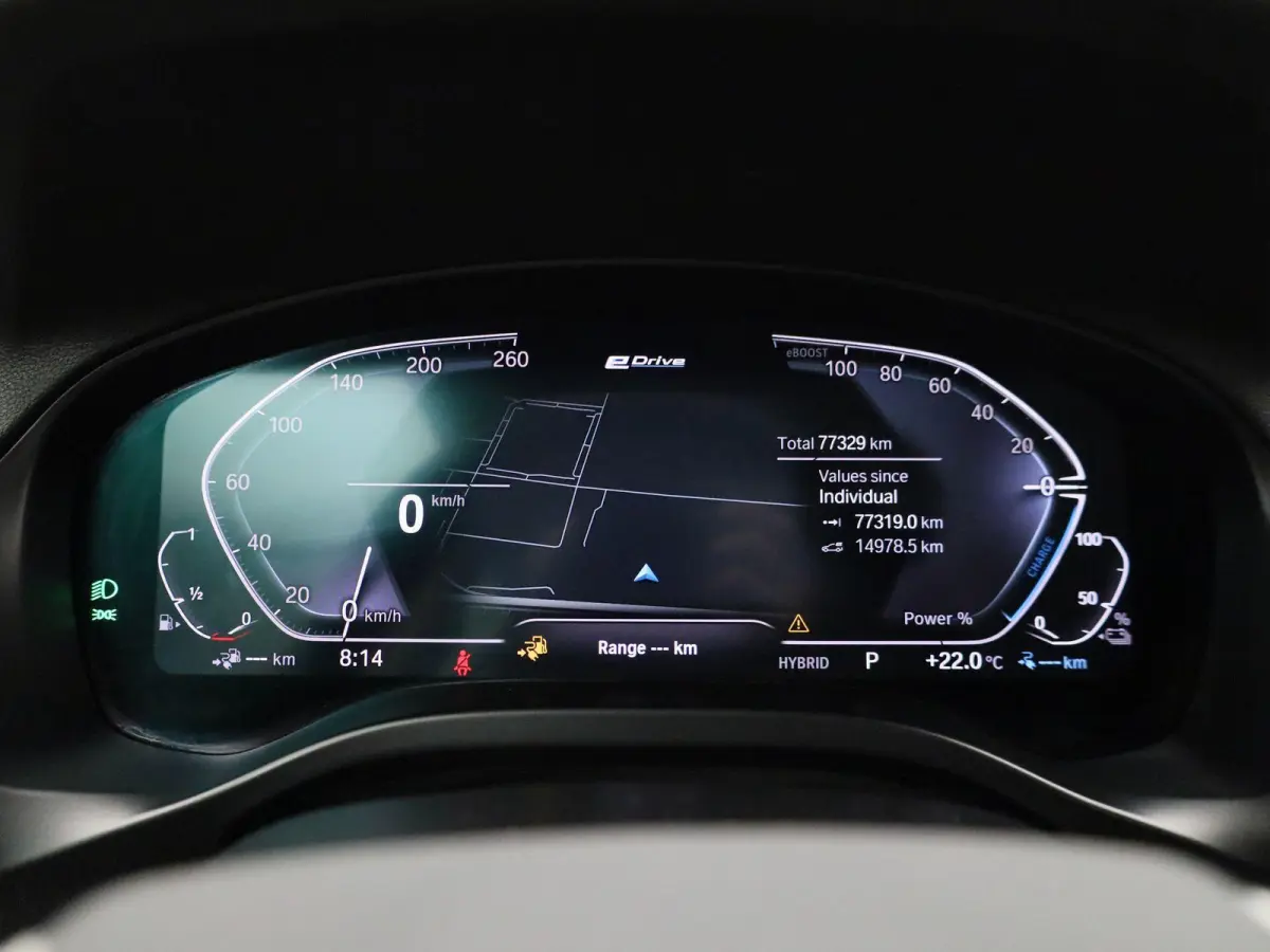 xDrive30e | LEDER | CAMERA | NAVIGATIE
