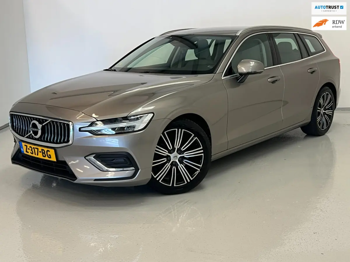 2.0 D3 / BTW / CarPlay / Memory / Leder / Keyless