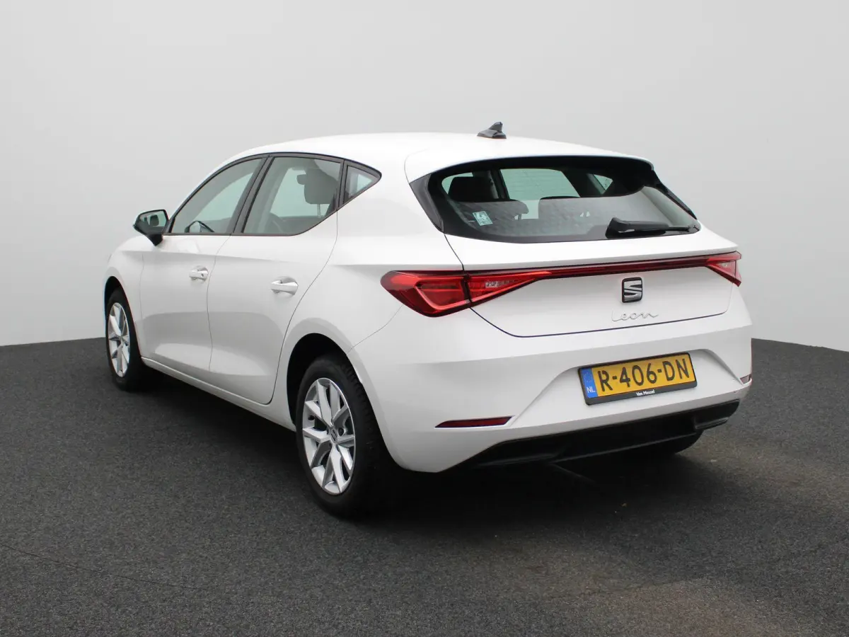 1.0 TSI Reference | AUTOMATISCHE AIRCO| APPLE/ANDROID CARPLAY | CRUISE CONTROL | LICHTMETALEN VELGEN | 12 MAANDEN BOVAG GARANTIE|