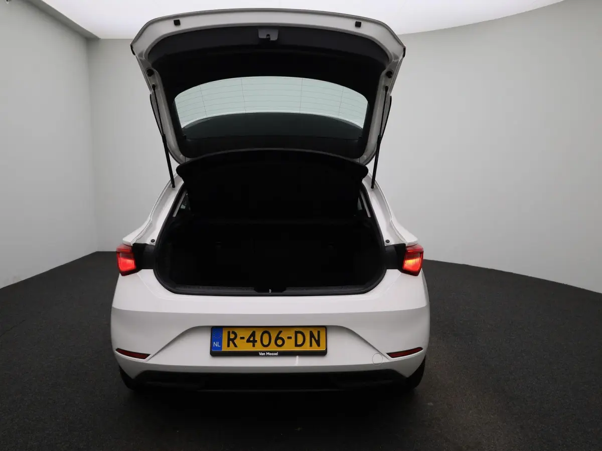 1.0 TSI Reference | AUTOMATISCHE AIRCO| APPLE/ANDROID CARPLAY | CRUISE CONTROL | LICHTMETALEN VELGEN | 12 MAANDEN BOVAG GARANTIE|
