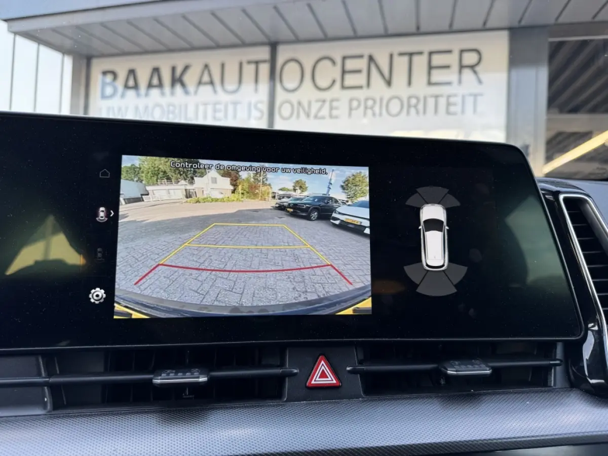 1.6 T-GDi Hybrid DynamicLine | Camera | Navigatie