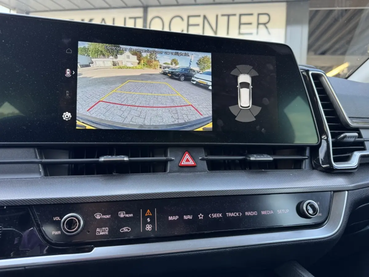 1.6 T-GDi Hybrid DynamicLine | Camera | Navigatie