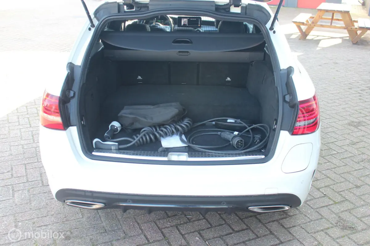 300 e AMG Full Options Pano/ACC/NAP
