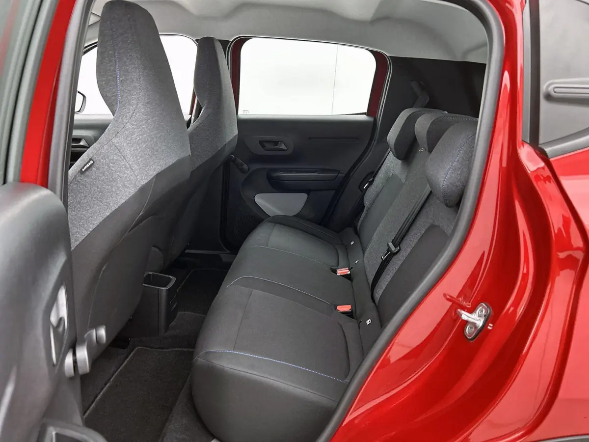 You 113pk 44 kWh Automaat | Airco | Cruise control | LED | Parkeersensoren | IsoFix | Bluetooth |