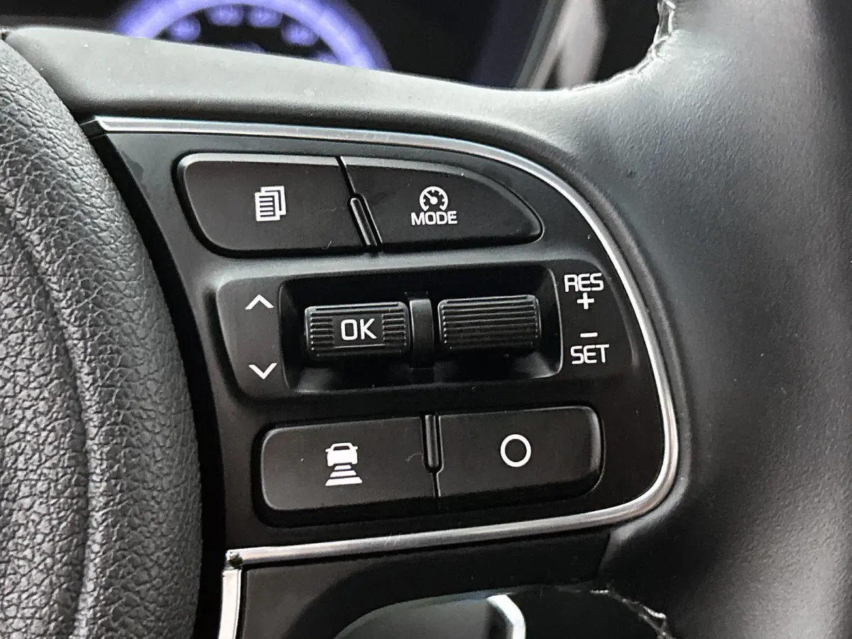 1.6 140pk PHEV DynamicLine Automaat | Adaptieve Cruise Control | Apple Carplay/Android Auto | Stoel-/Stuurverwarming | Dodehoekdetectie | Camera | Climate Control | LED | 16"LMV |