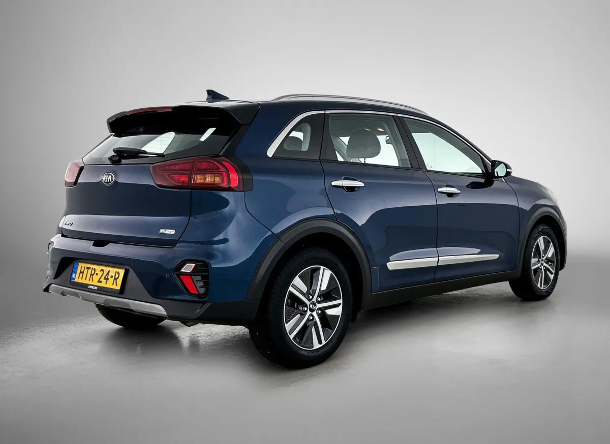 1.6 140pk PHEV DynamicLine Automaat | Adaptieve Cruise Control | Apple Carplay/Android Auto | Stoel-/Stuurverwarming | Dodehoekdetectie | Camera | Climate Control | LED | 16"LMV |