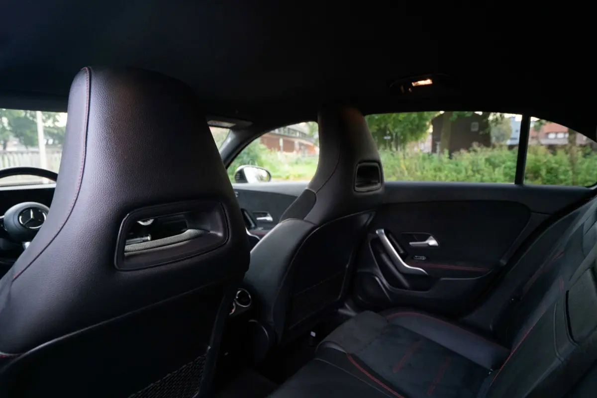 180 AMG Line Automaat | Navigatie | CarPlay | Facelift | Zwart | Vol opties | Inruil mogelijk