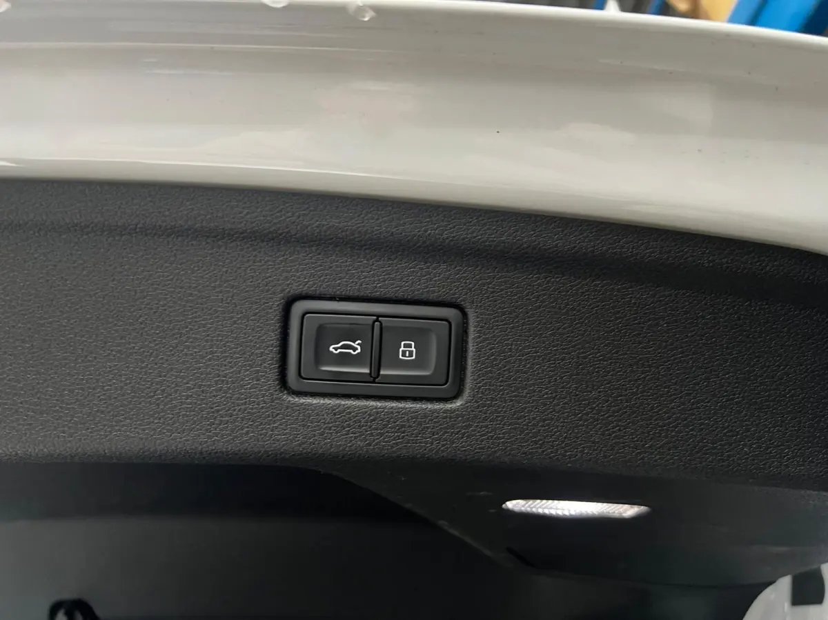 S5 3.0 TFSI Quattro camera V/A / pano/carbon full optie