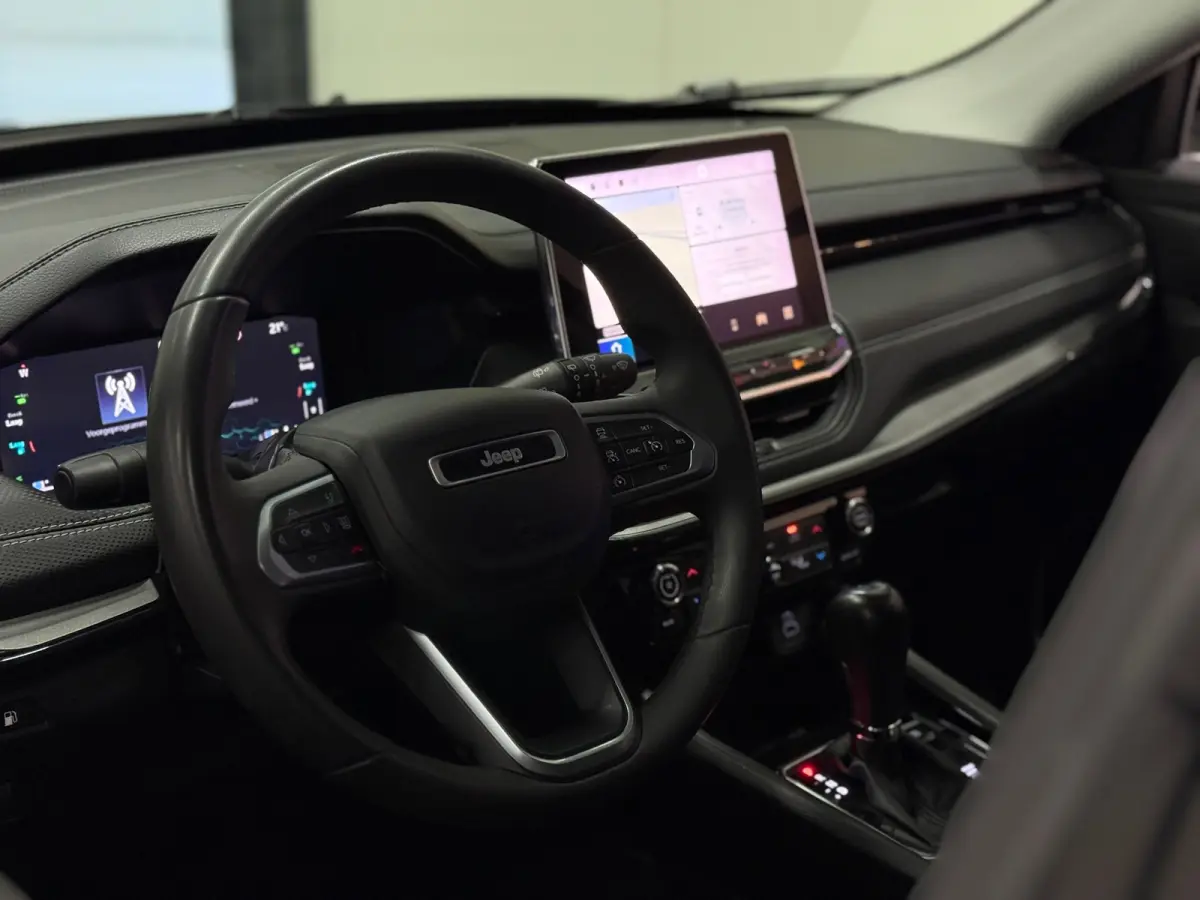 1.3T Night Eagle 4xe190PK Plug-in Hybrid 4x4| Trekhaak |Navi| Acc |Led| Camera| Carplay |Clima |Leder