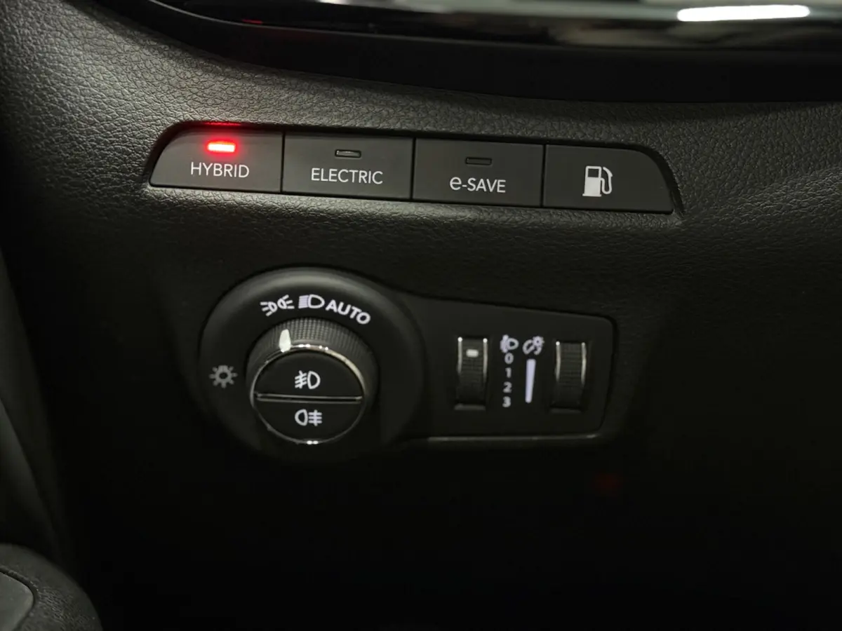1.3T Night Eagle 4xe190PK Plug-in Hybrid 4x4| Trekhaak |Navi| Acc |Led| Camera| Carplay |Clima |Leder