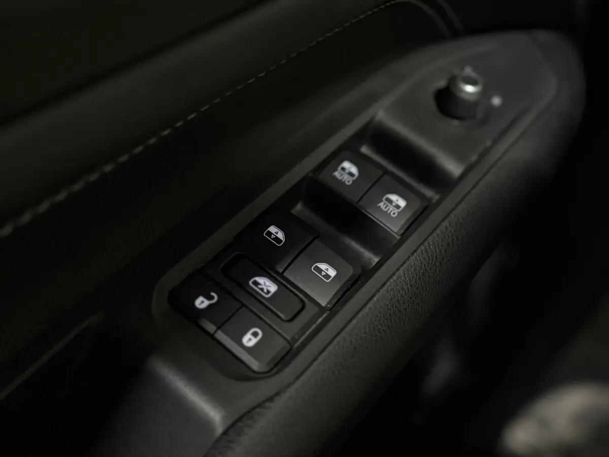 1.3T Night Eagle 4xe190PK Plug-in Hybrid 4x4| Trekhaak |Navi| Acc |Led| Camera| Carplay |Clima |Leder