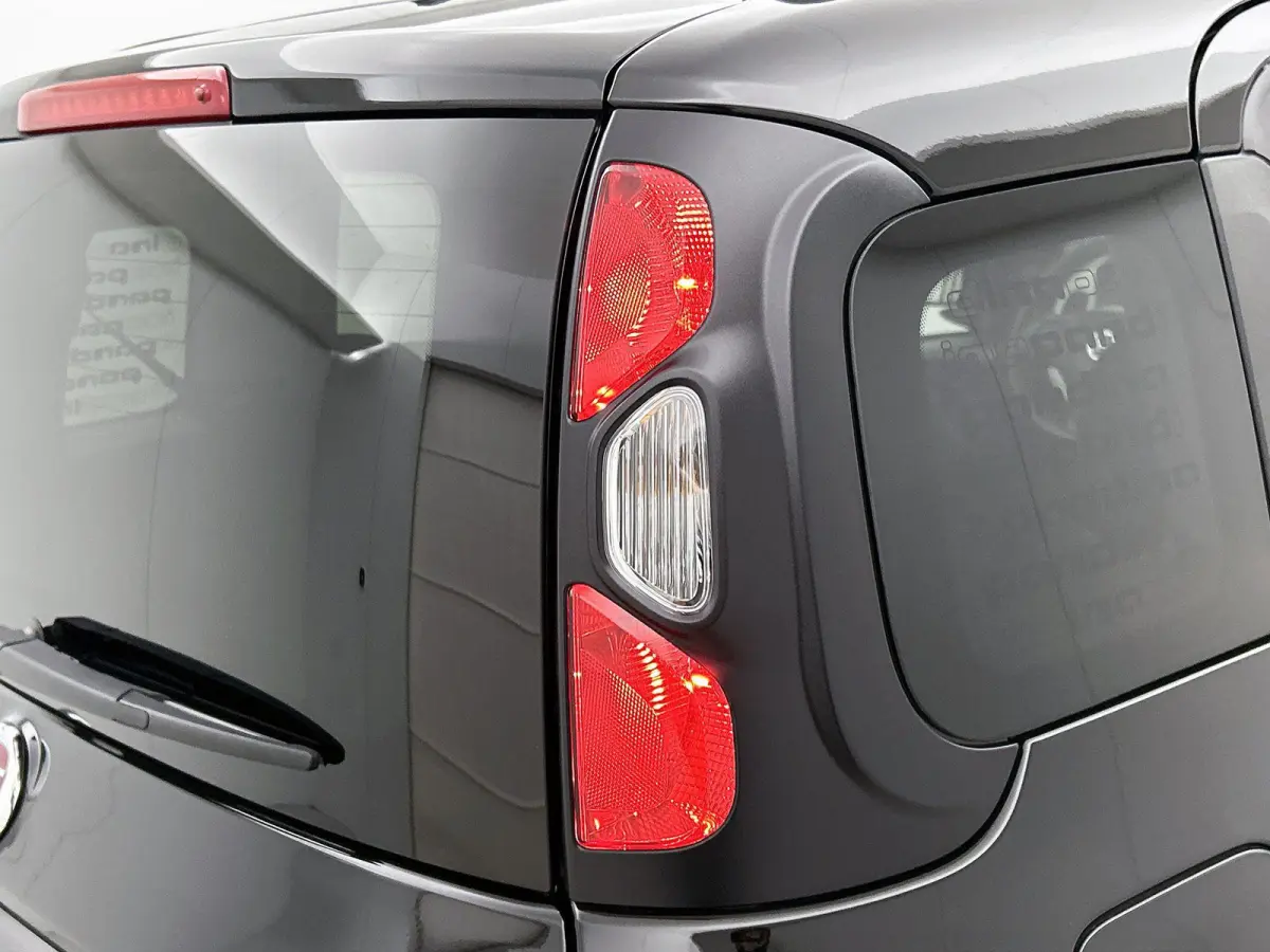 1.0 70pk Hybrid Cross | Apple Carplay/Android Auto | Cruise Control | Airco | Parkeersensoren | IsoFix |