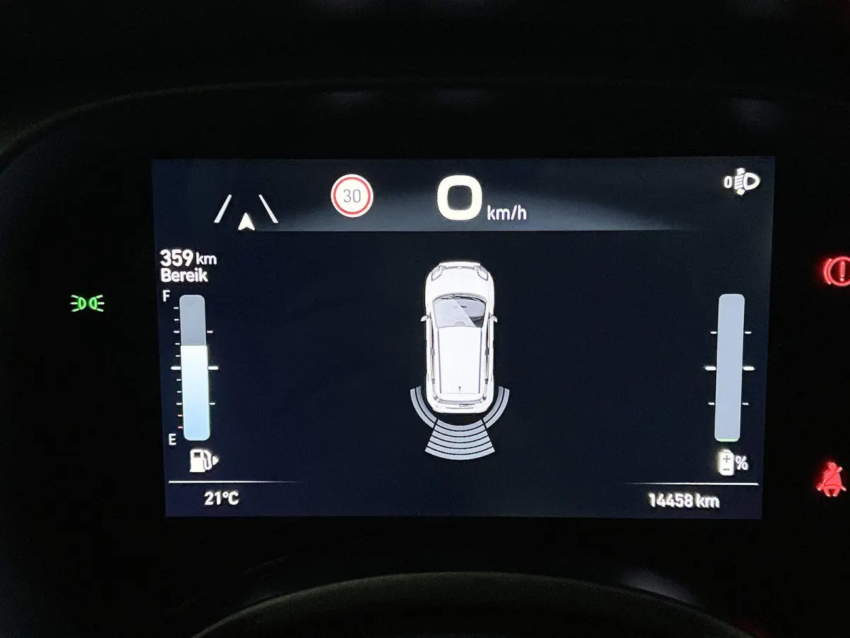 1.0 70pk Hybrid Cross | Apple Carplay/Android Auto | Cruise Control | Airco | Parkeersensoren | IsoFix |