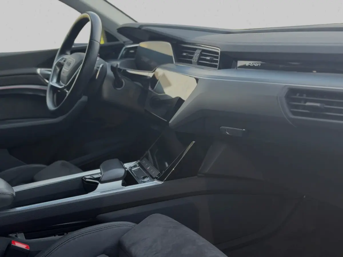 55 quattro S edition 95 kWh 94% SoH (Dealer OndH, Panorama, Matrix KopLampen, 360 Camera, Carplay, Etc)