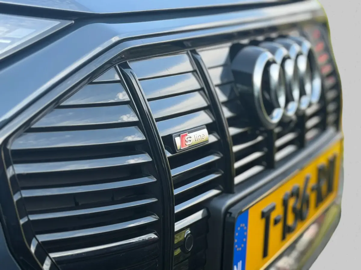 55 quattro S edition 95 kWh 94% SoH (Dealer OndH, Panorama, Matrix KopLampen, 360 Camera, Carplay, Etc)