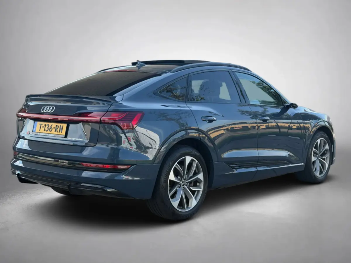 55 quattro S edition 95 kWh 94% SoH (Dealer OndH, Panorama, Matrix KopLampen, 360 Camera, Carplay, Etc)