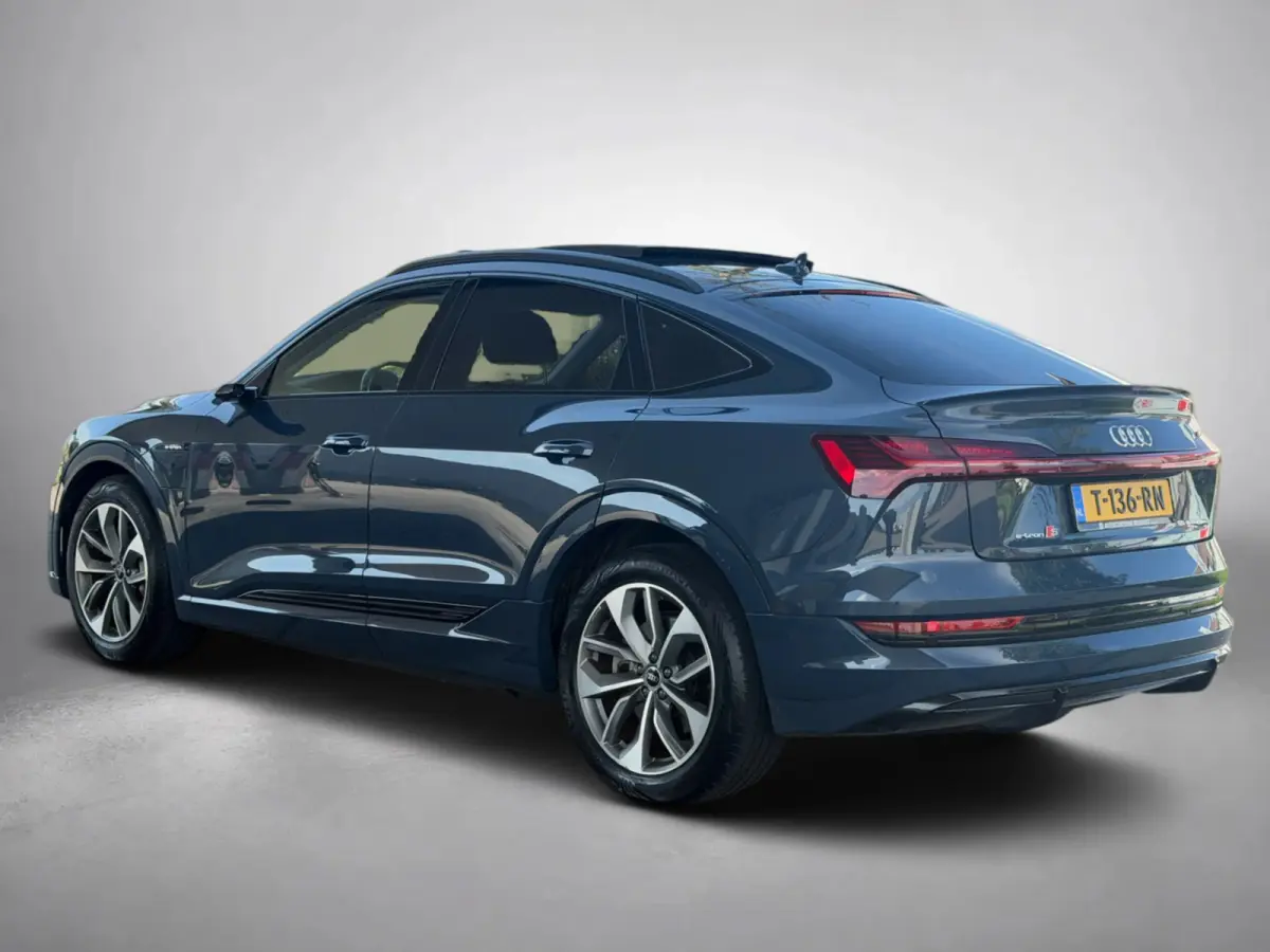 55 quattro S edition 95 kWh 94% SoH (Dealer OndH, Panorama, Matrix KopLampen, 360 Camera, Carplay, Etc)