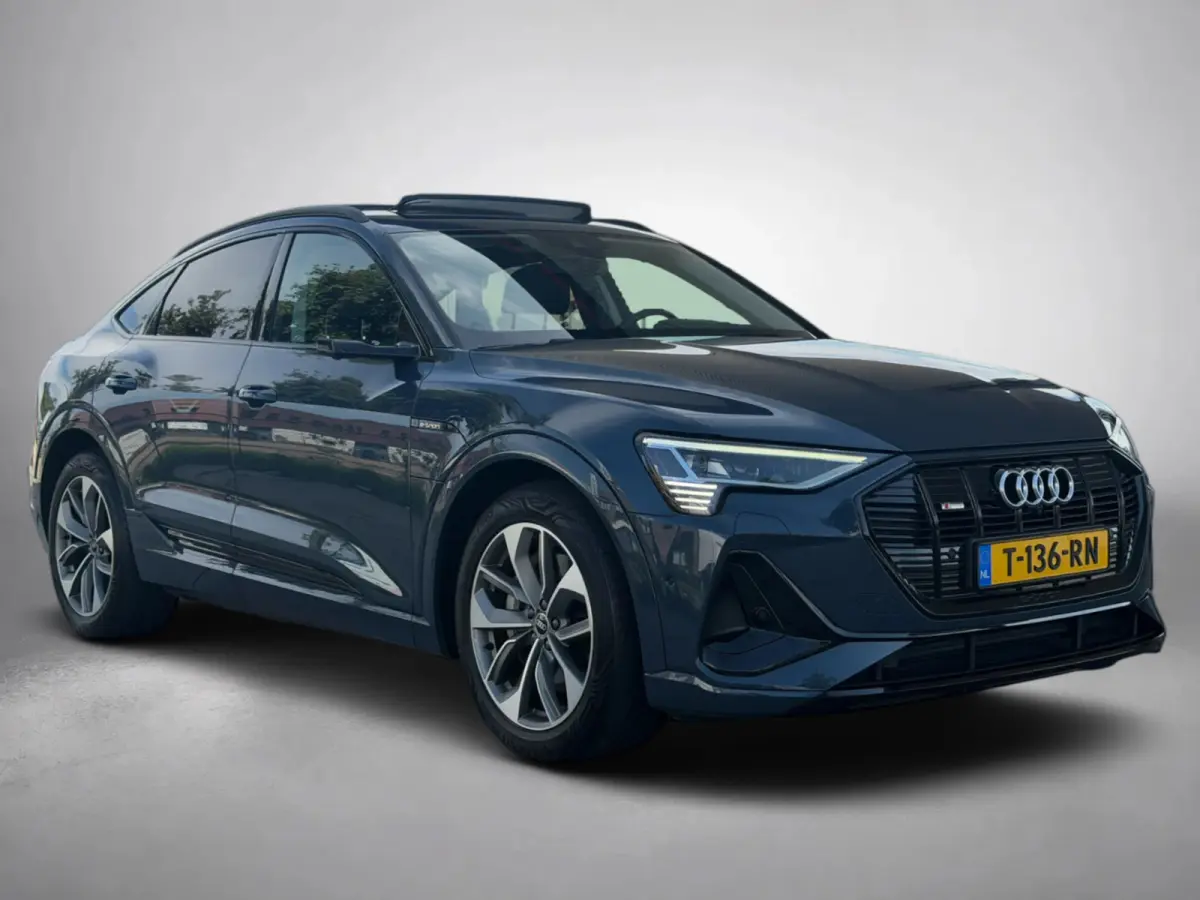 55 quattro S edition 95 kWh 94% SoH (Dealer OndH, Panorama, Matrix KopLampen, 360 Camera, Carplay, Etc)