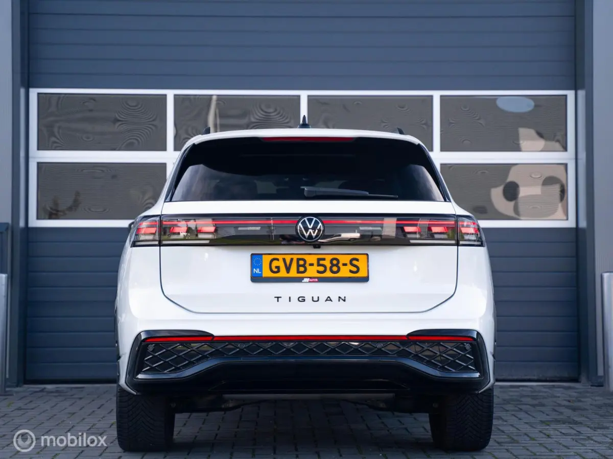 1.5 eHybrid R-Line Pano/HUD/ zeer compleet