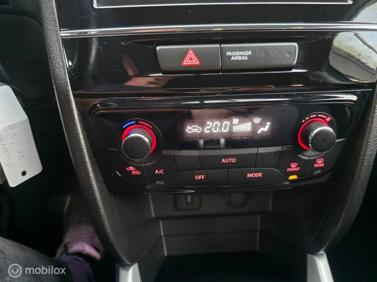 1.6 Exclusive*1ste Eigenaar*DealerOH*Automaat *Camera*CarPlay