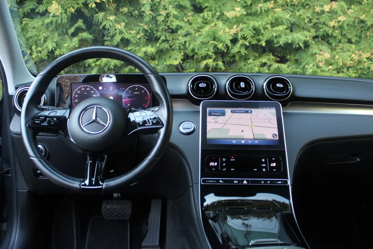 200 d Business Line 163PK | BTW-Auto | Climate Control | Camera | Stoelverwarming | Cruise Control