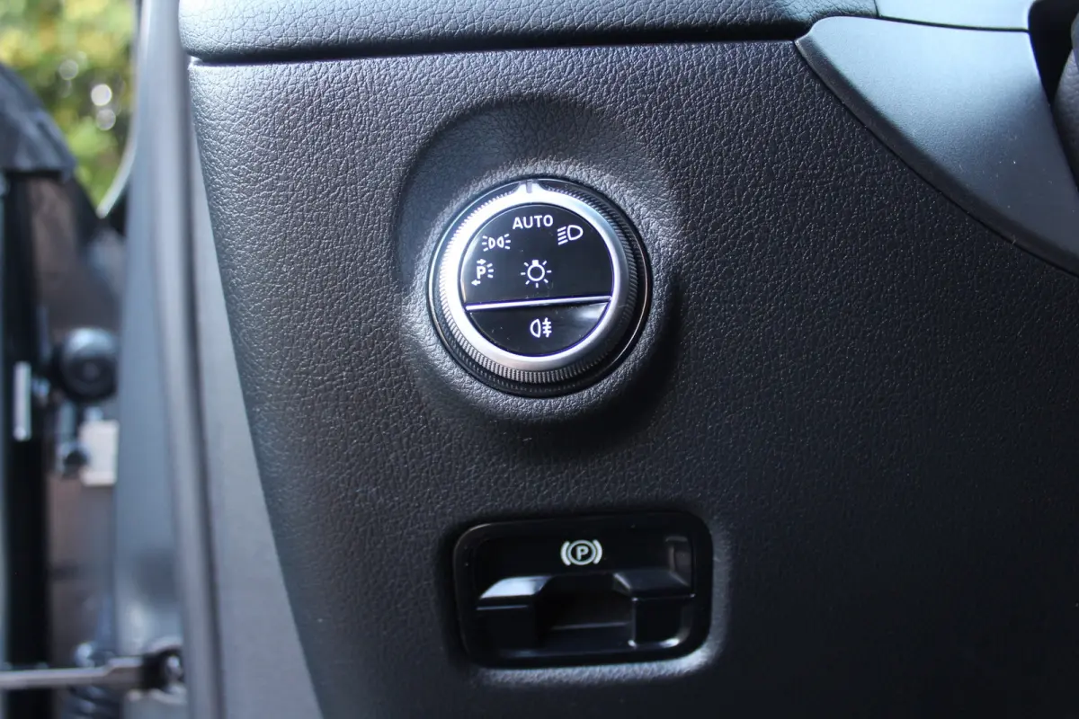 200 d Business Line 163PK | BTW-Auto | Climate Control | Camera | Stoelverwarming | Cruise Control