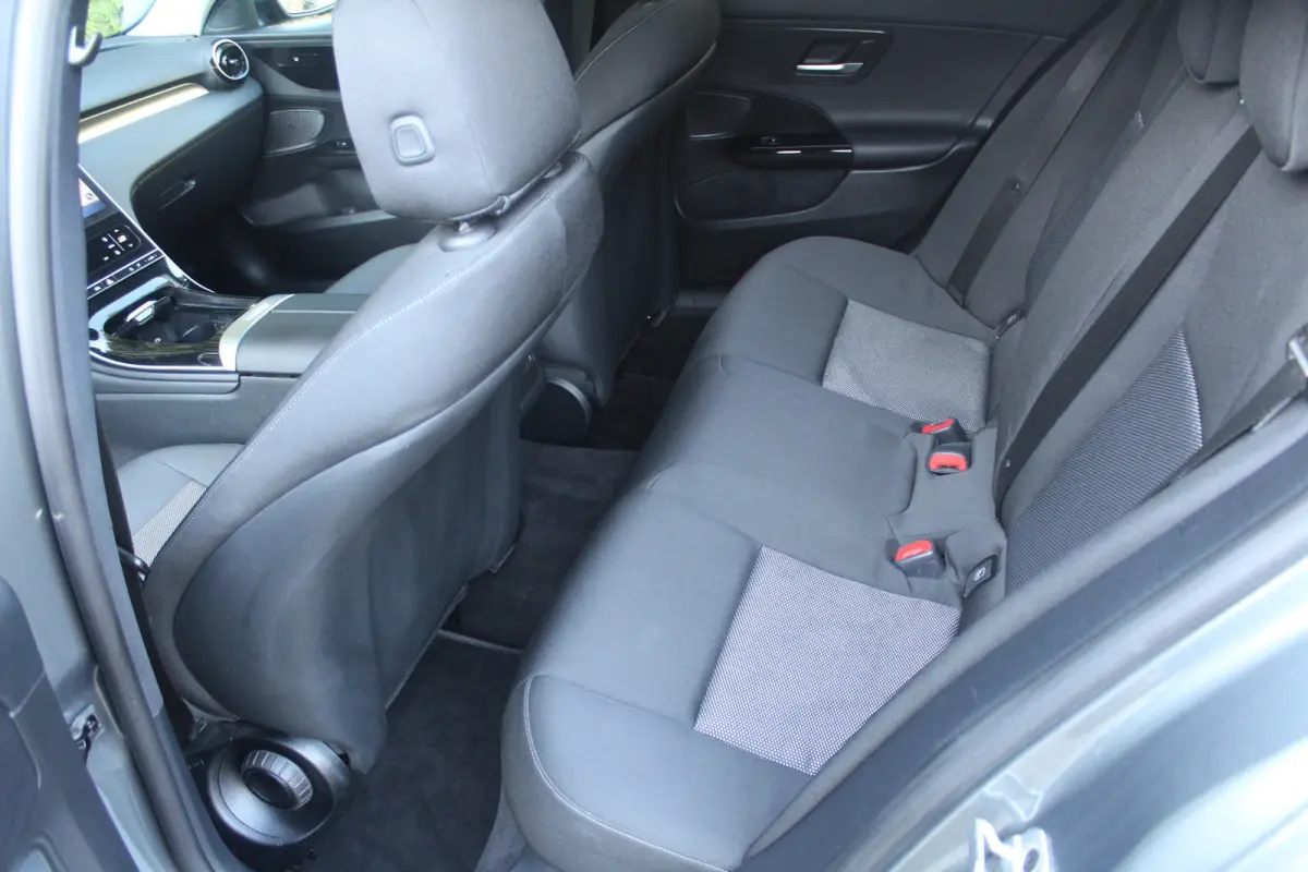 200 d Business Line 163PK | BTW-Auto | Climate Control | Camera | Stoelverwarming | Cruise Control