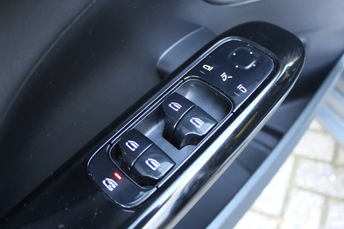 200 d Business Line 163PK | BTW-Auto | Climate Control | Camera | Stoelverwarming | Cruise Control