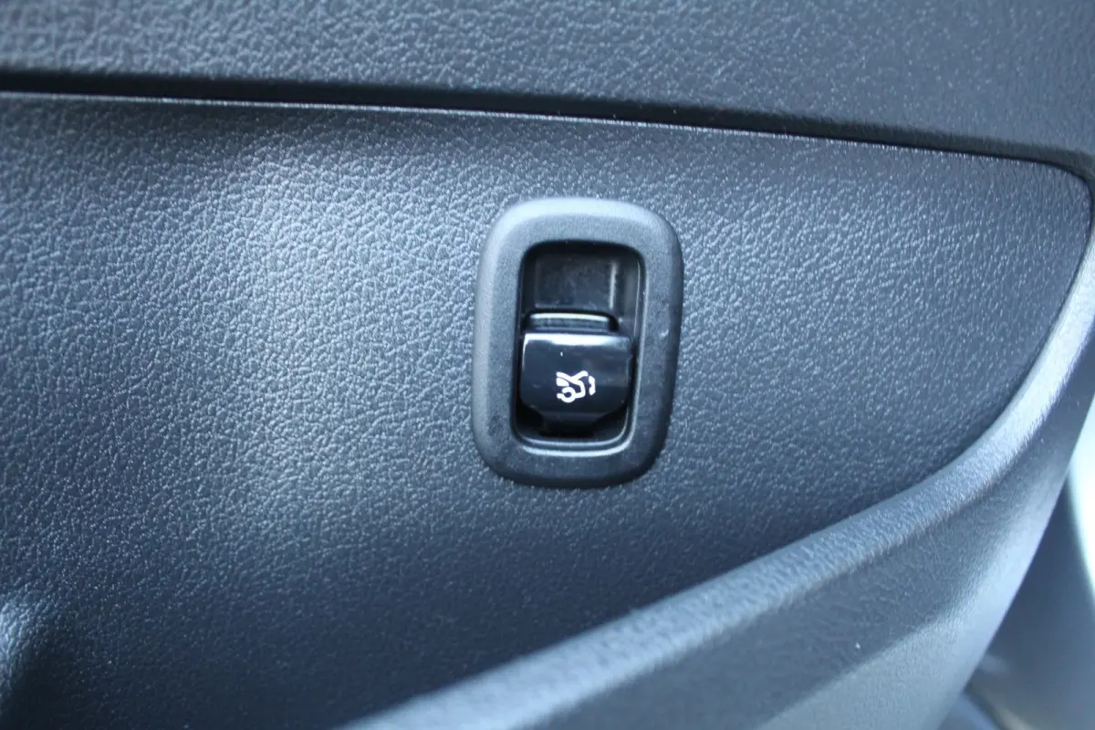200 d Business Line 163PK | BTW-Auto | Climate Control | Camera | Stoelverwarming | Cruise Control