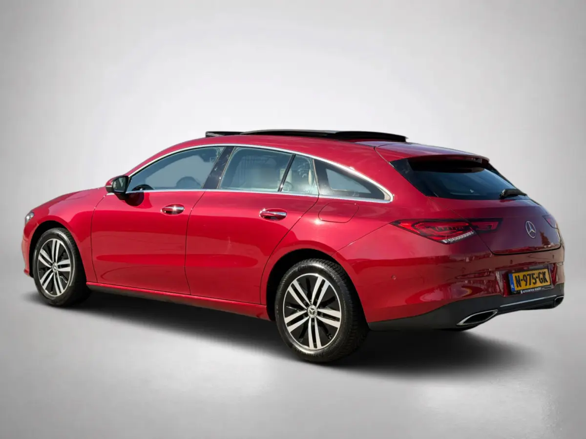 250e Solution AMG Limited (NL-auto, Goed OnderH, Panorama, SfeerV, Carplay, Lane Assist)
