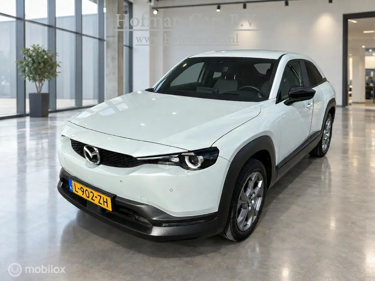 e-SkyActiv 145 36 kWh | 2021 | 44.696 km | SOH 92% | Stoel- en stuurverwarming