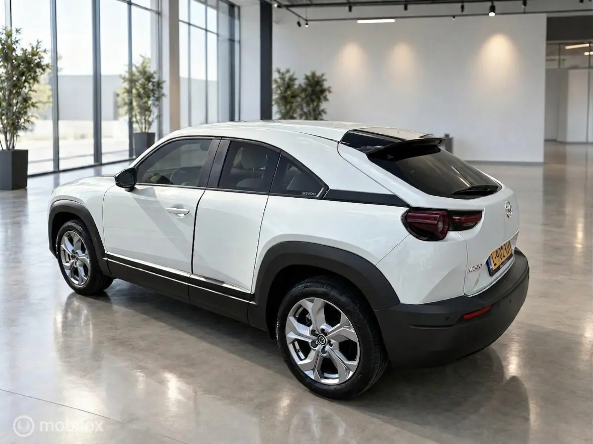 e-SkyActiv 145 36 kWh | 2021 | 44.696 km | SOH 92% | Stoel- en stuurverwarming