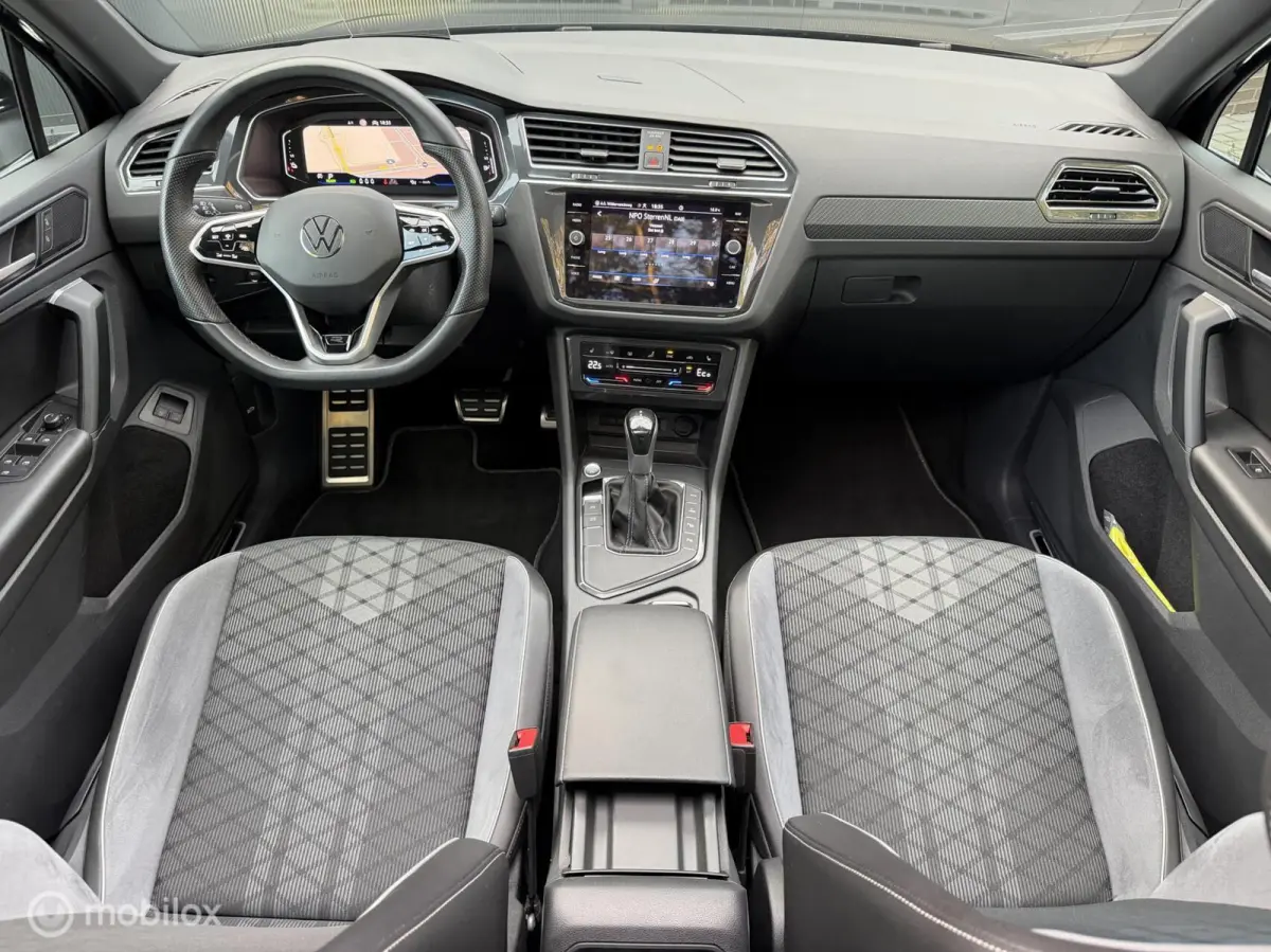 1.4 TSI eHybrid R-Line|HUD|Pano|trekhaak