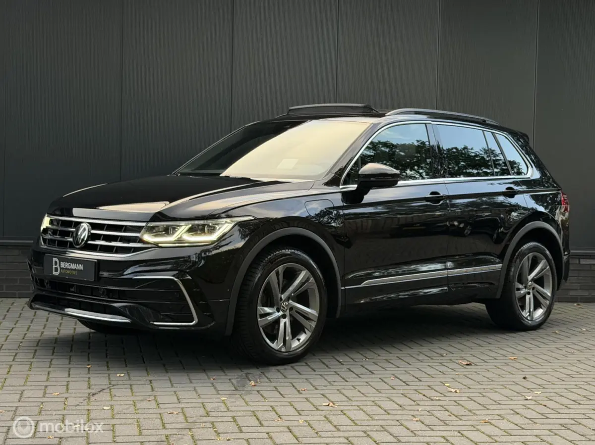 1.4 TSI eHybrid R-Line|HUD|Pano|trekhaak