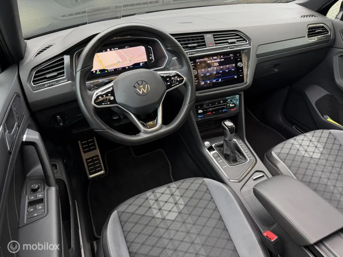 1.4 TSI eHybrid R-Line|HUD|Pano|trekhaak
