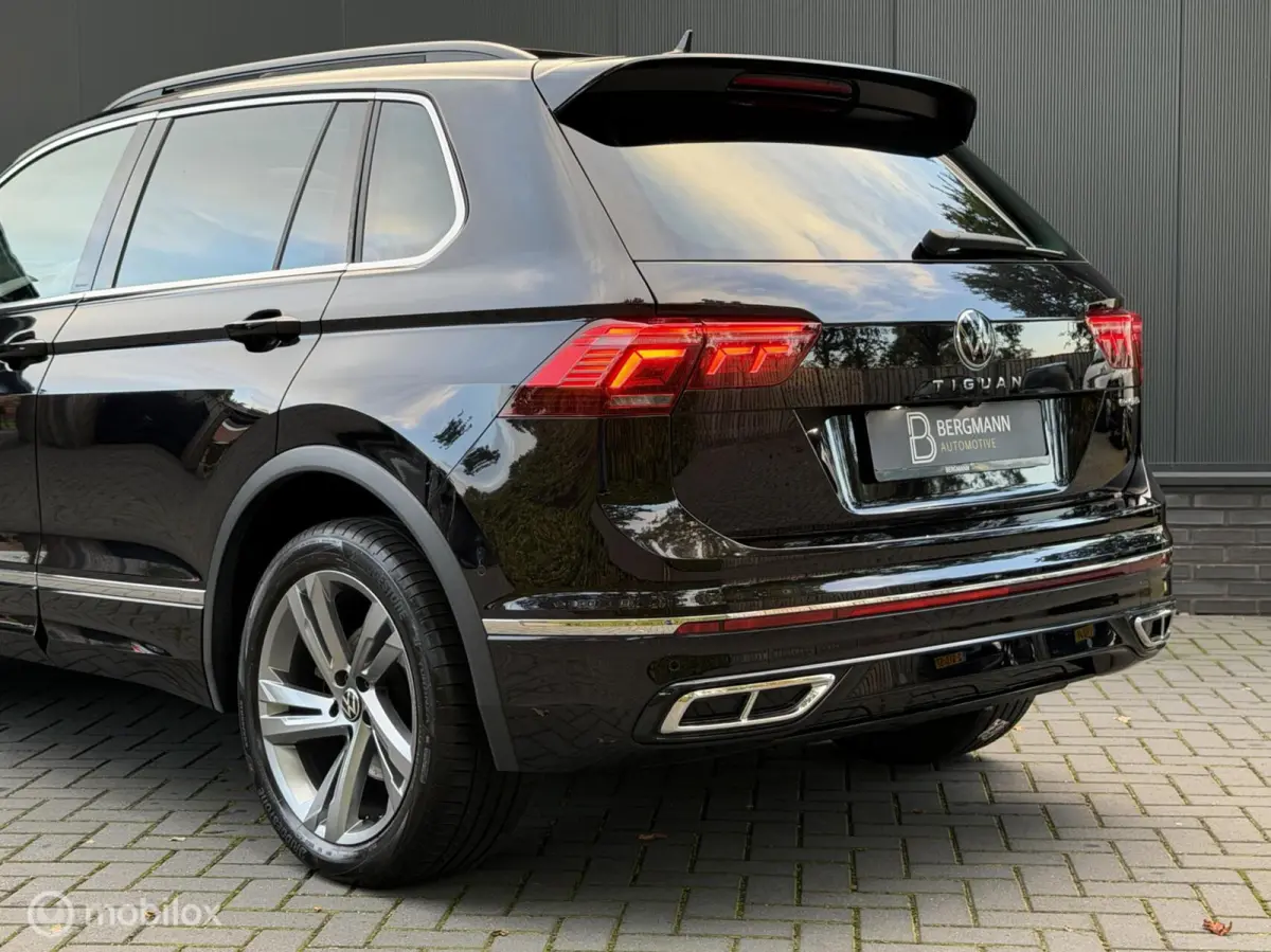 1.4 TSI eHybrid R-Line|HUD|Pano|trekhaak