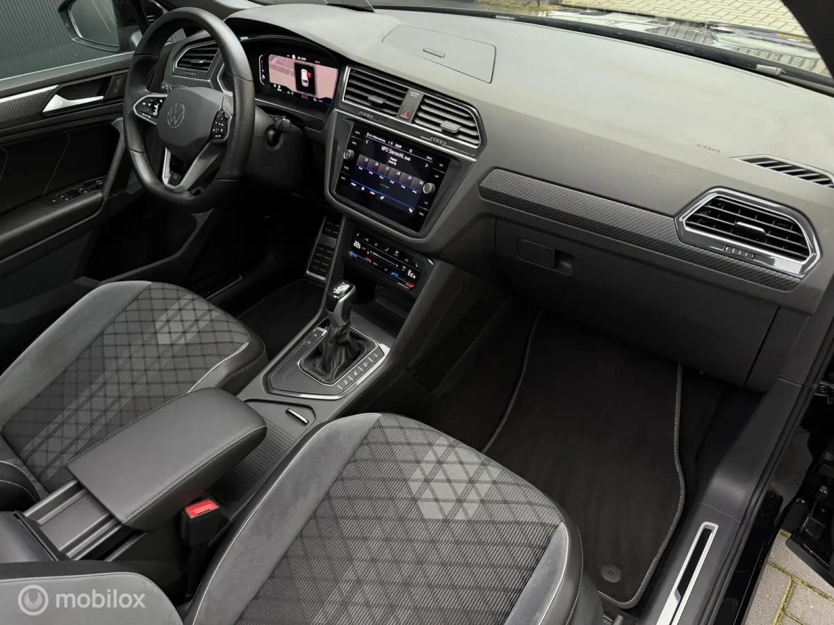 1.4 TSI eHybrid R-Line|HUD|Pano|trekhaak