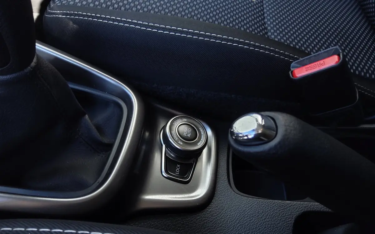 1.0 Boosterjet AllGrip Select|Camera/CarPlay®