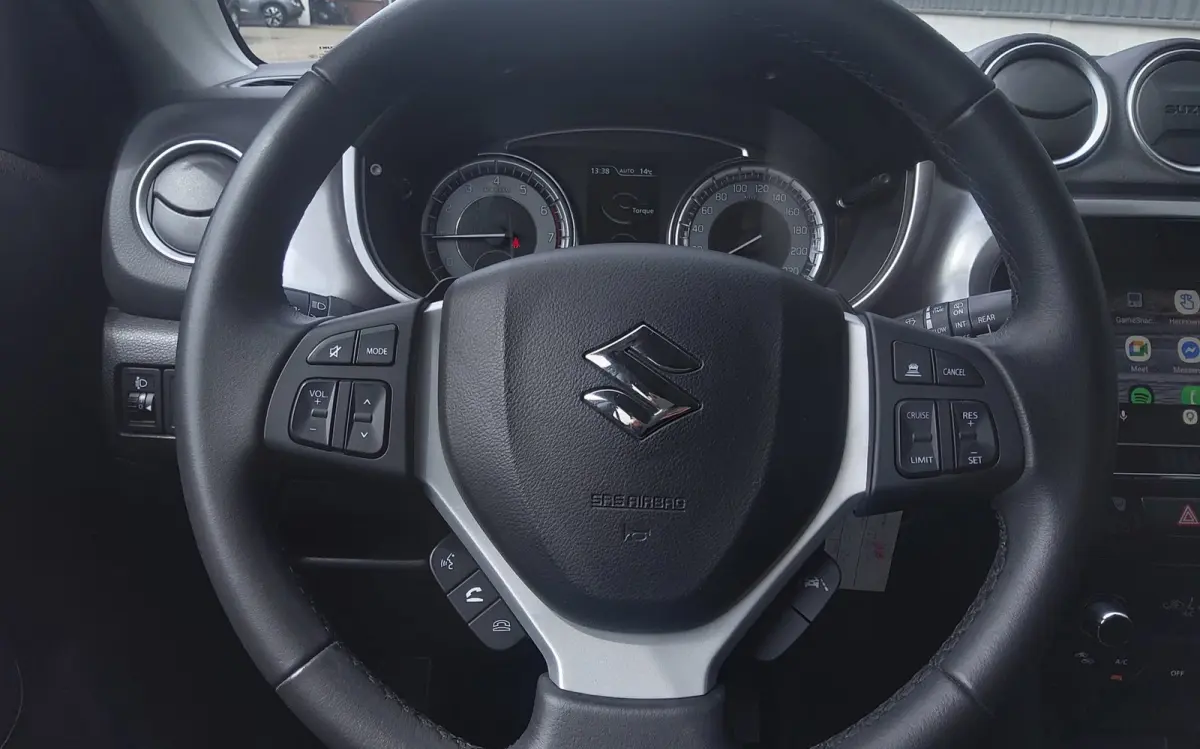 1.0 Boosterjet AllGrip Select|Camera/CarPlay®