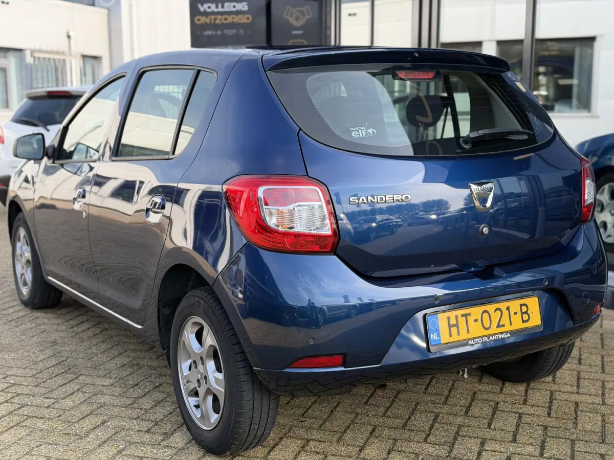 0.9 TCe 10th Anniversary 90PK | 1e Eigenaar | Volledig Dealeronderhouden! | NL AUTO | NAP | Afneembare Trekhaak | Airco | Parkeersensoren | Navigatie | Cruise Control | 2 Sleutels |