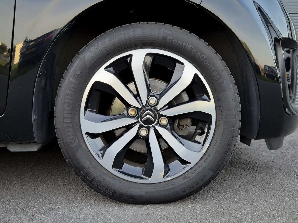 1.0 VTi Shine