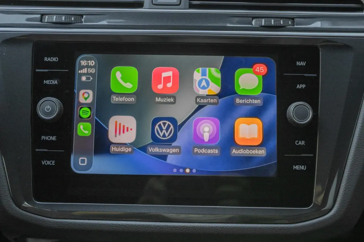 1.4 TSI eHybrid R-Line | IQ-LIGHT | ACC | CARPLAY |